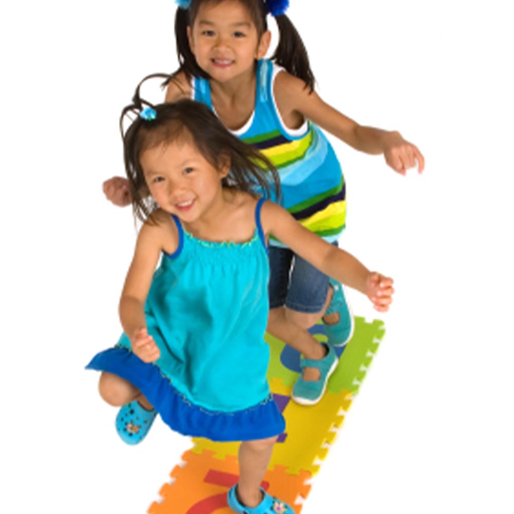 couter de la musique avec un casque Lone_Star_Childrens_Therapy_OT_Pics_August_2025_0001_Childrens Therapy Park
